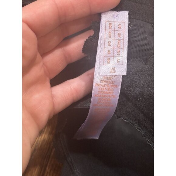 Savage X Fenty Black Padded Lace Underwired Bra size 38DD - Picture 6 of 6